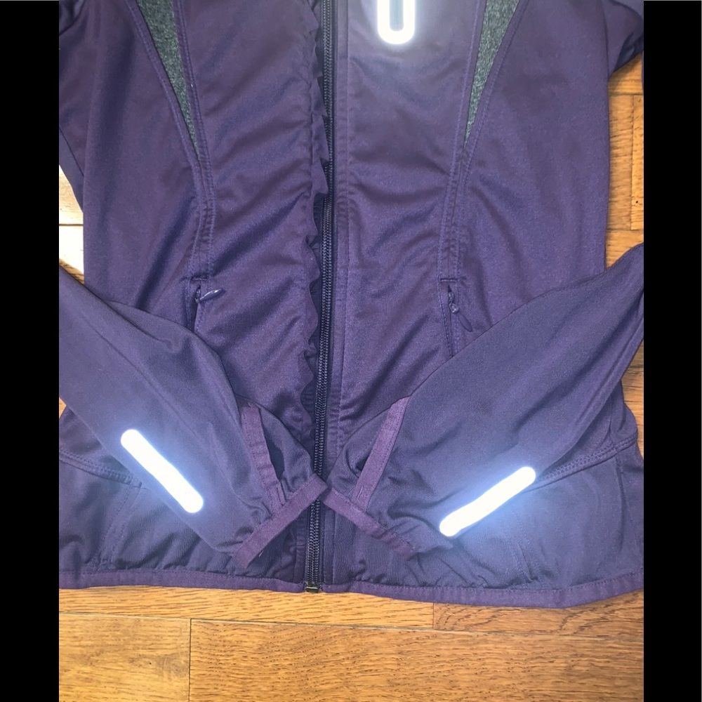 💜Athleta Reflective Prevail Jacket/Coat💜 - Picture 4 of 13